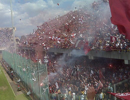 26042015 festa salernitana in serie b