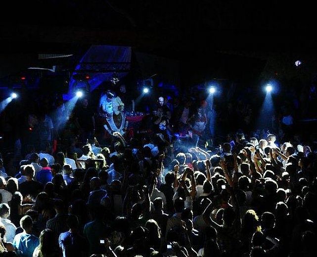 26052014 discoteca la grotta palinuro