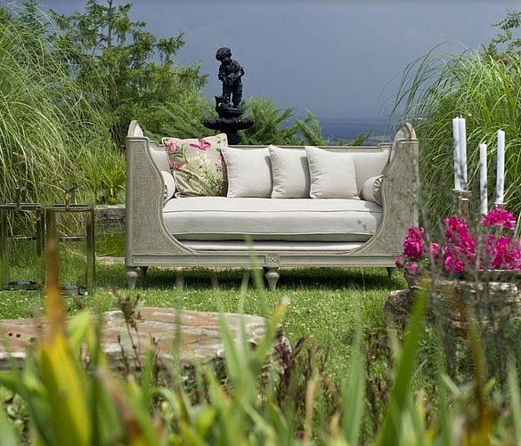 26062020 giardino con poltrona