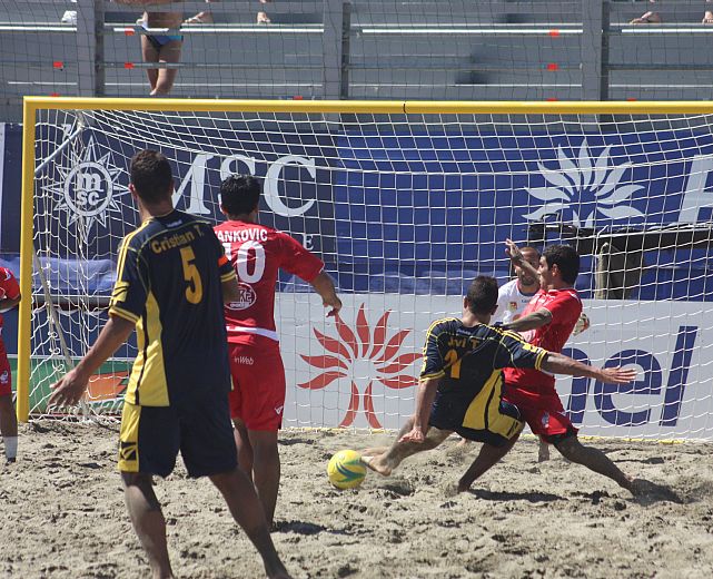 26072013 beach soccer lnd