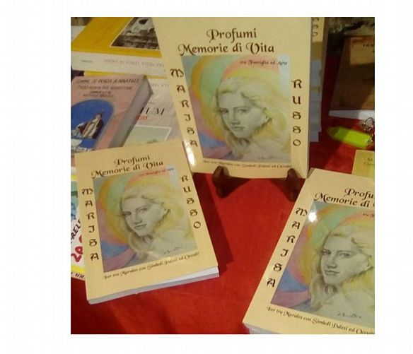 Marisa-Russo foto - 26082020 libri marisa russo