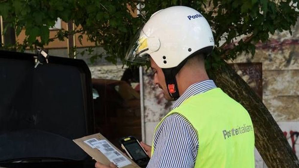 26082020 posta consegna