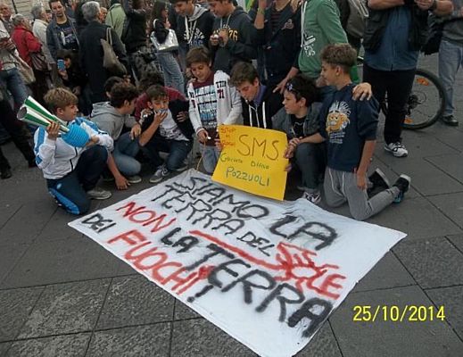 Paolo-Abbate foto - 26102014 contro terra dei fuochi