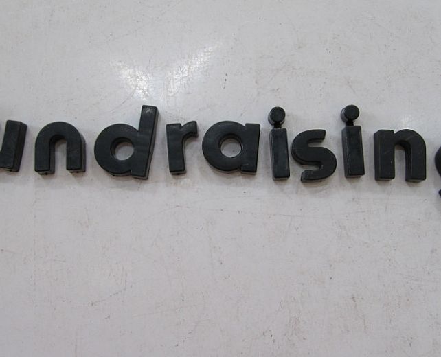 26112014 fundraising