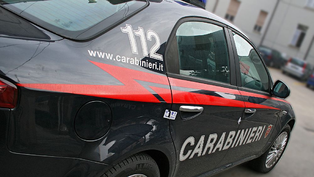 26112016 auto carabinieri
