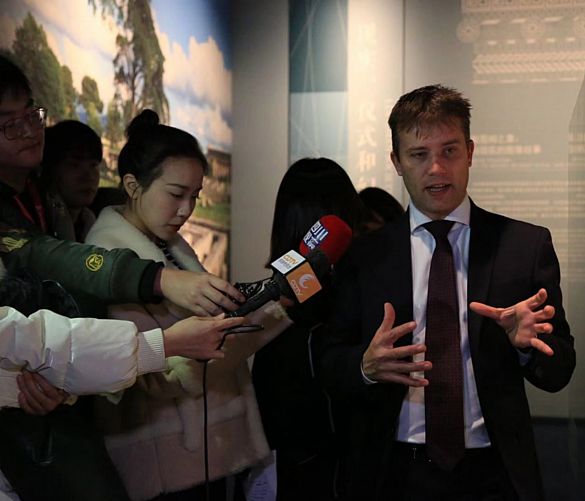 26112019 Gabriel Zuchtriegel a Chengdu