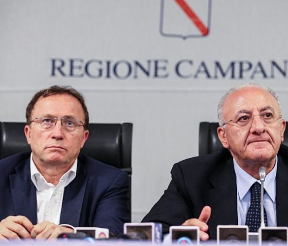 Emilio-La-Greca-Romano foto - 26112021 vincenzo de luca e fulvio bonavitacola