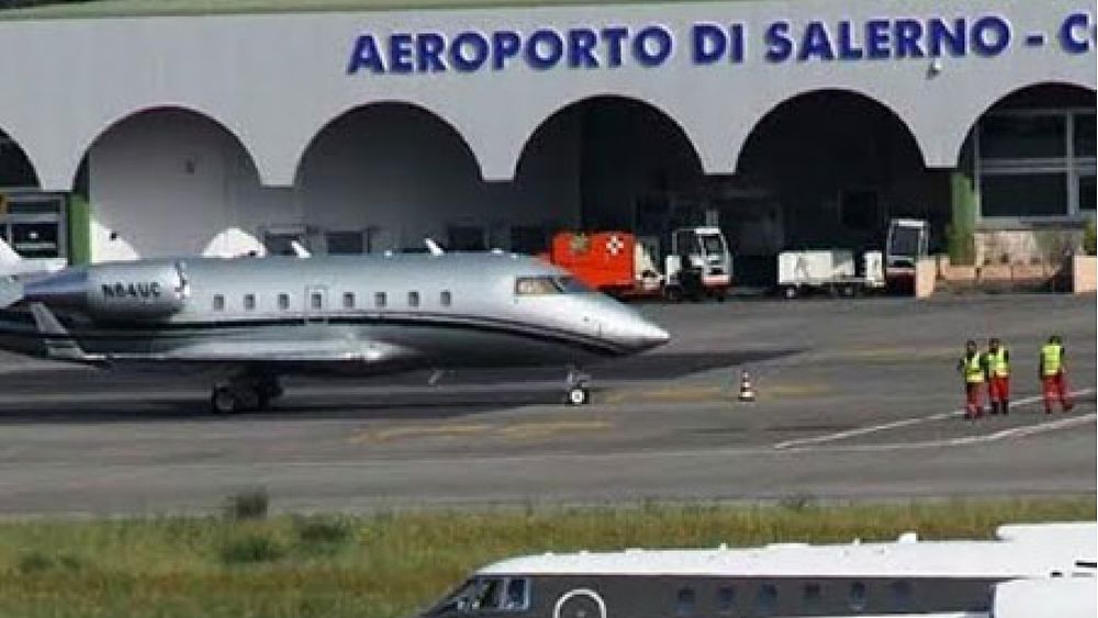 27032017 Aeroporto di Salerno aerei