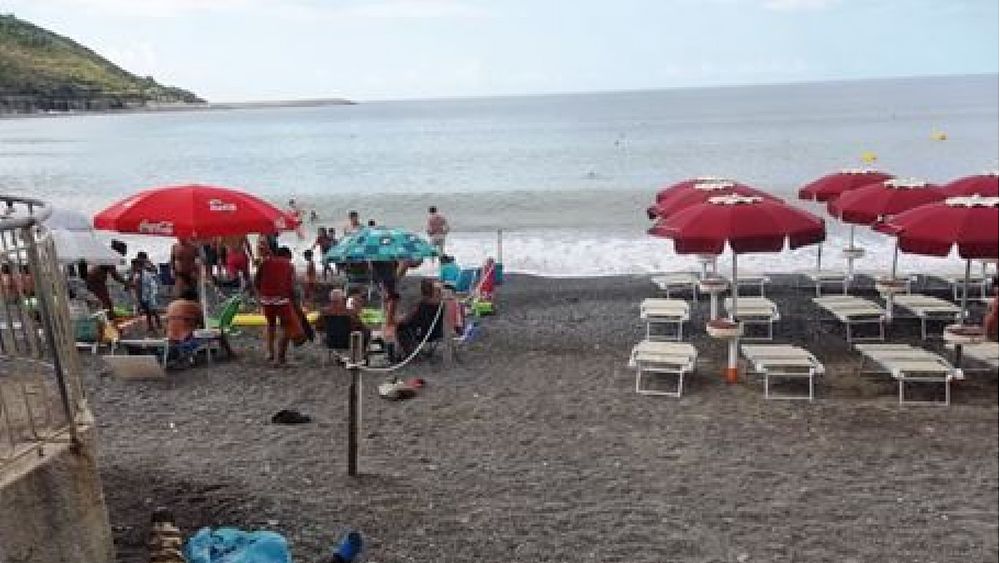 27032017 spiaggia con lidi 27032017 spiaggia con lidi