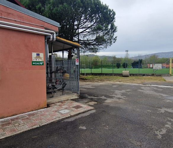 27032024 uno dei defibrillatori stadio guariglia