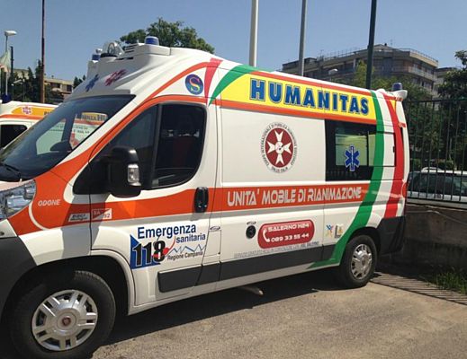 27042014 ambulanza humanitas