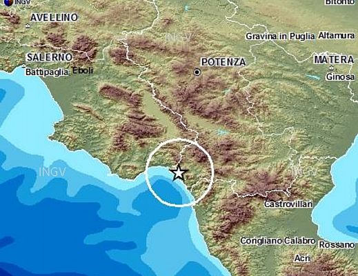 27042015 scossa terremoto policastro