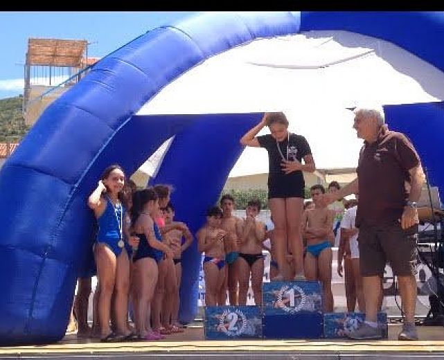 27062015 premiazione nuoto castellabate bambini