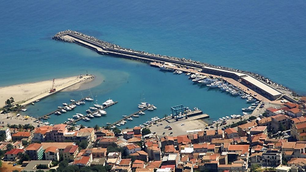 27062017 porto di camerota