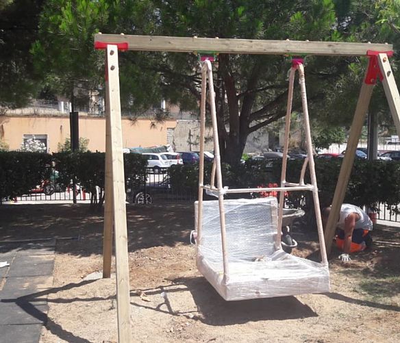27062018 parco giochi disabili