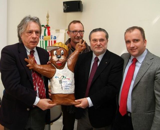 27082013 mascotte salerno sport