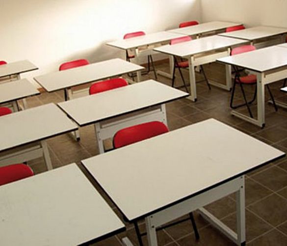 27082018 banchi scuola