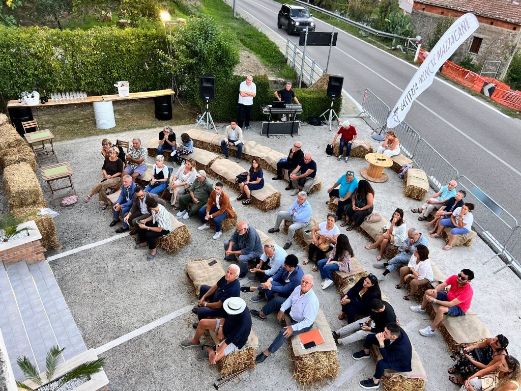 pubblico per la capra