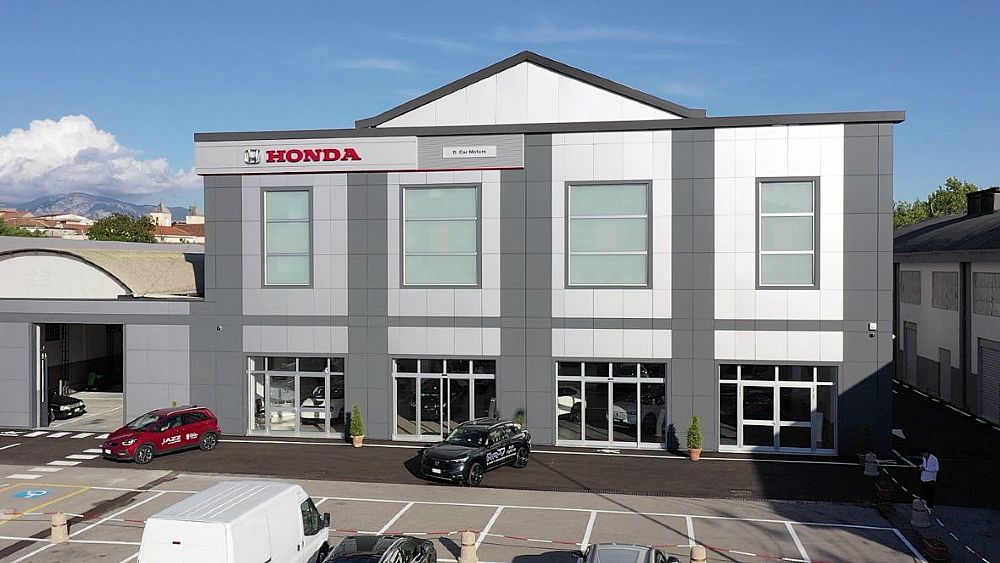 27092022 dcar motors salerno