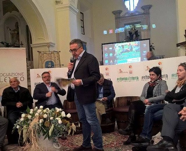 27102015 convegno ritorno alla terra