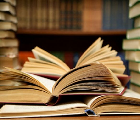 27102016 un libro al mese
