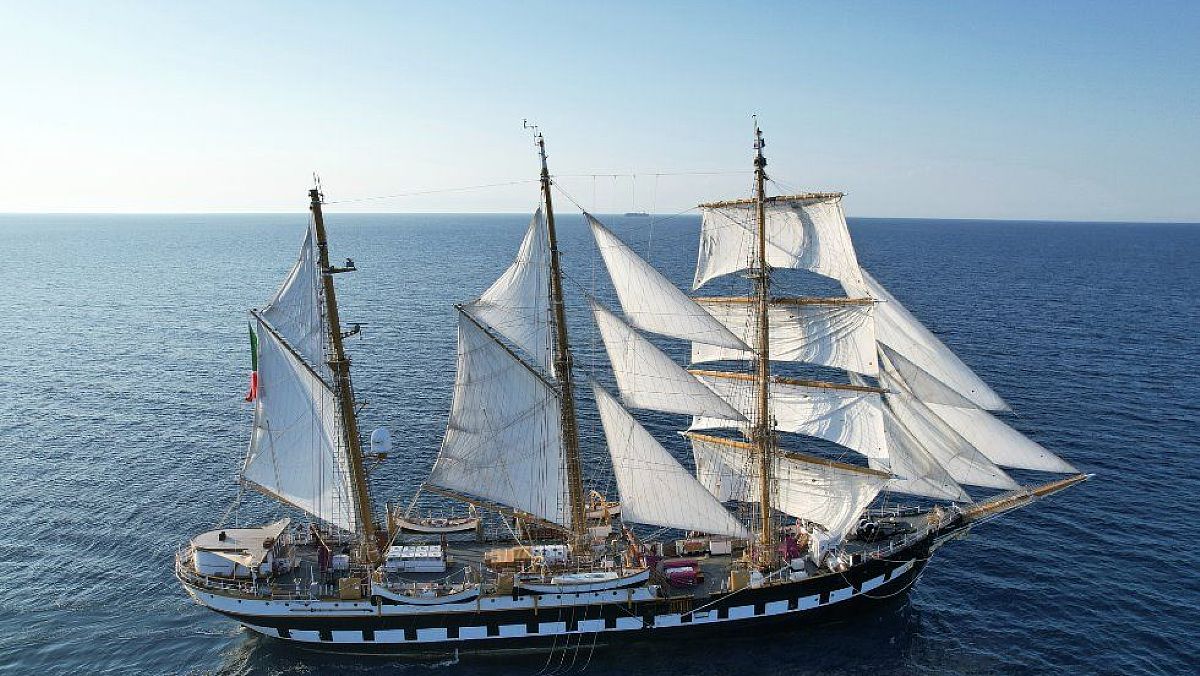 27102023 nave palinuro della marina militare