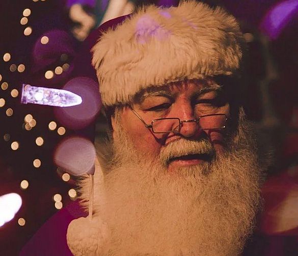 27112019 santa claus