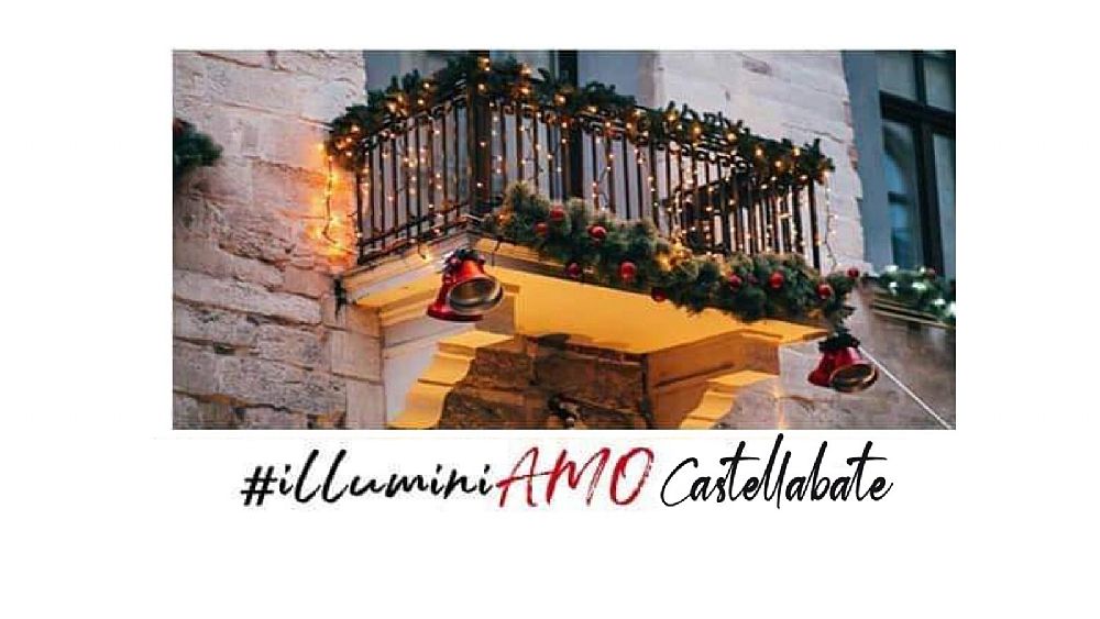 27112020 Immagine illuminiAmo Castellabate Natale2020