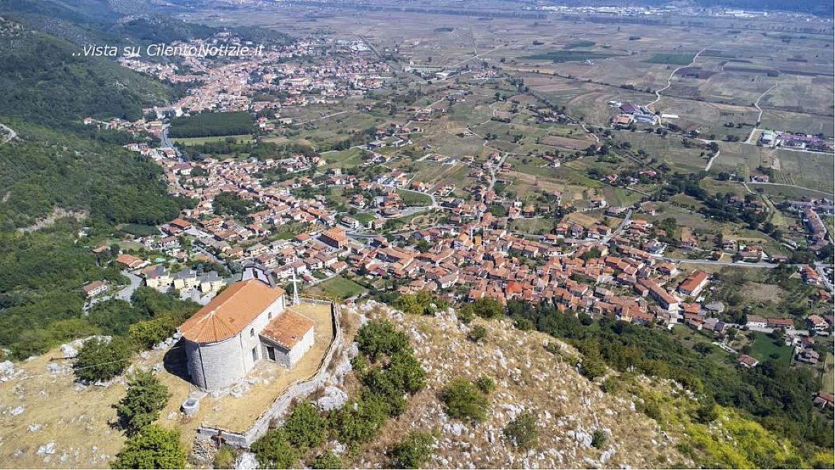 27112025 san pietro al tanagro dal santuario del ss crocifisso
