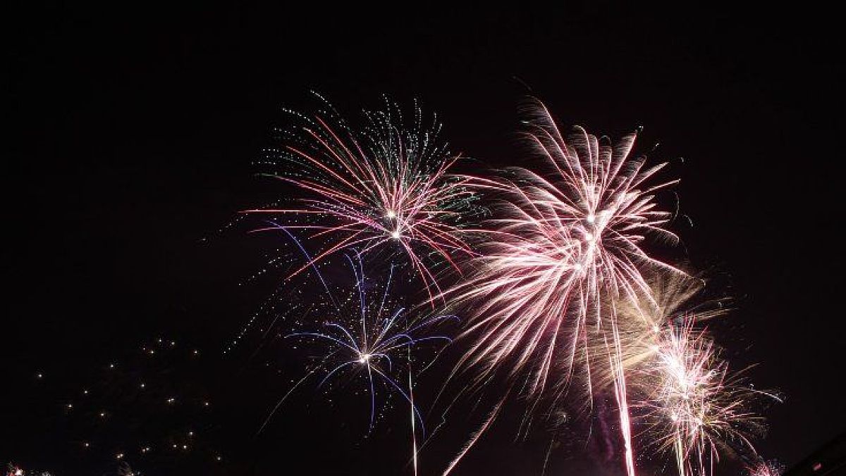 27122024 fuochi artificio 27122024 fuochi artificio