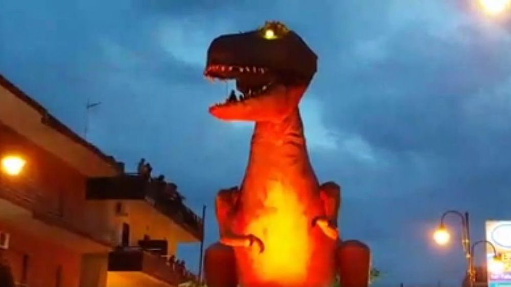 28022017 carro dinosauri agropoli