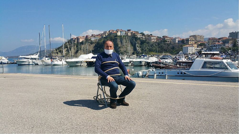 28032016 vincenzo pepe protesta trivelle