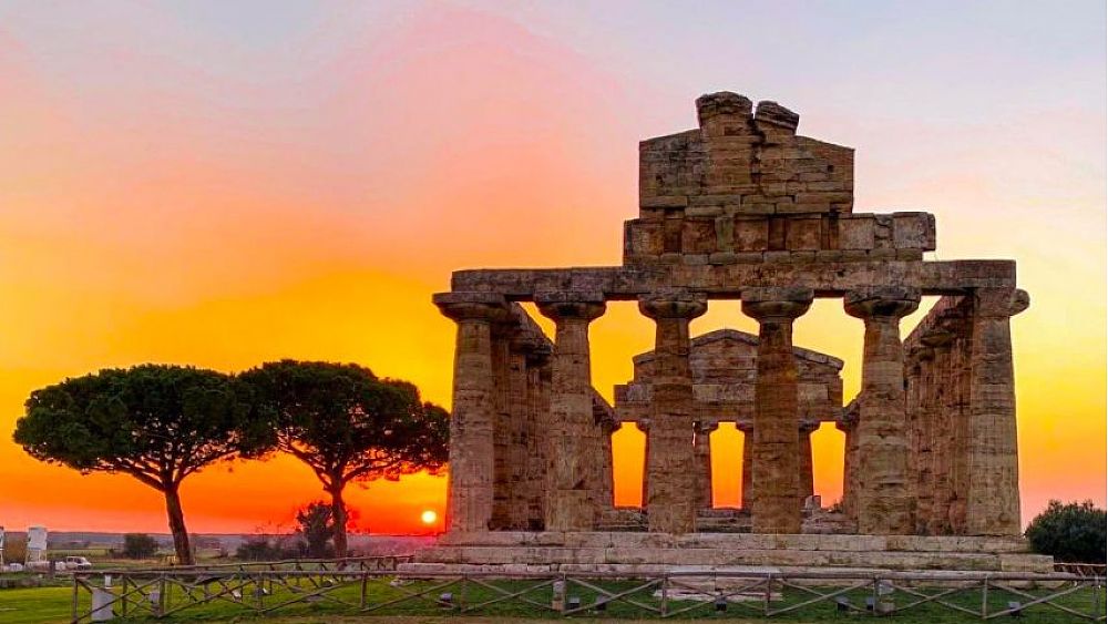 28042022 paestum templi al tramonto