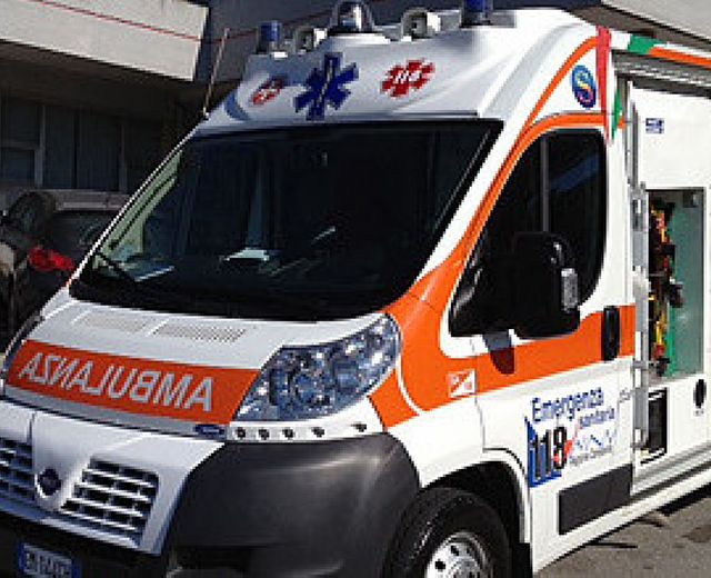 28052015 ambulanza humanitas