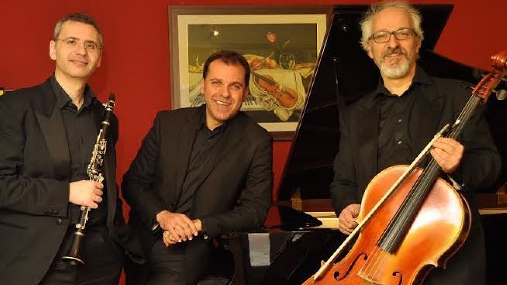 28062016 Trio Taranto