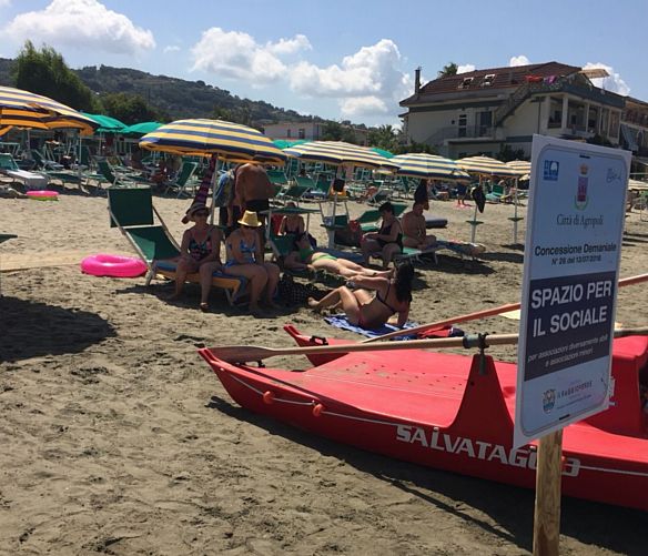 28062019 spiaggia accessibile