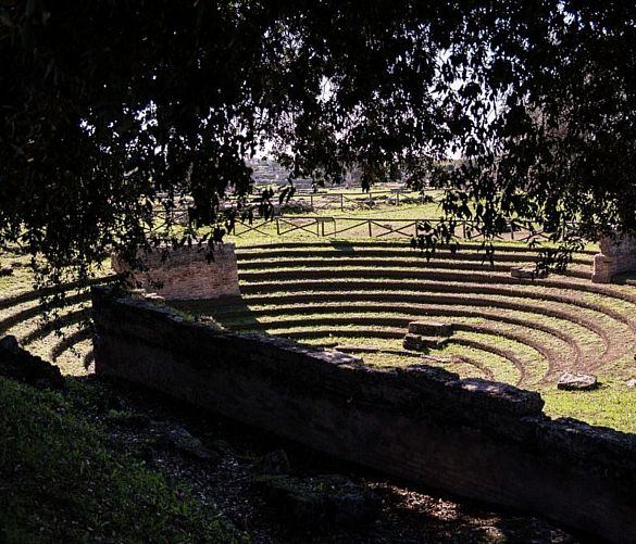 28102016 anfiteatro paestum