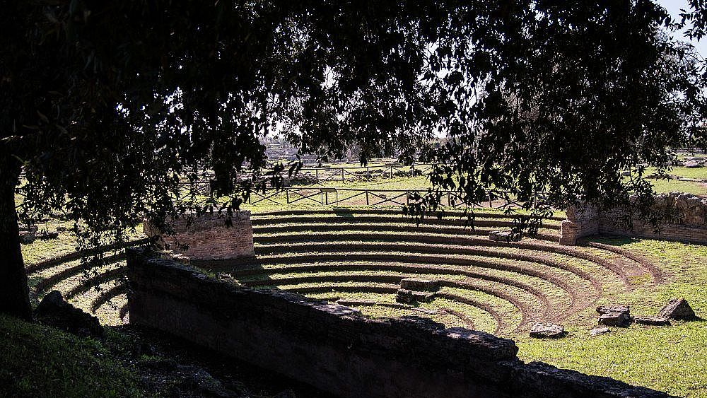 28102016 anfiteatro paestum