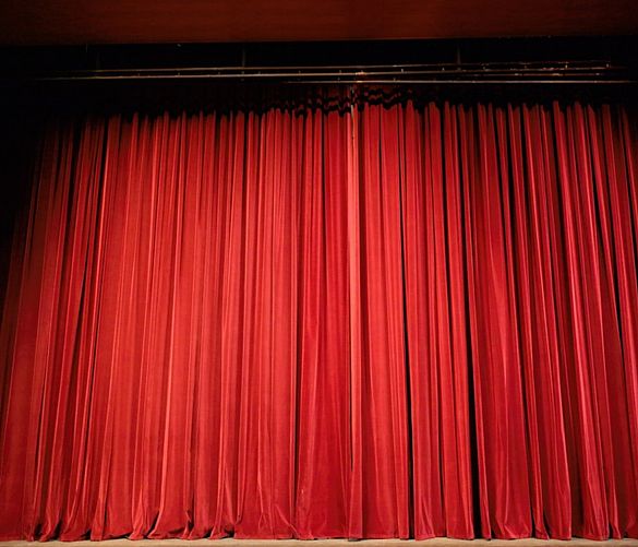 28112017 teatro