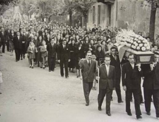 29012013 corteo funebre