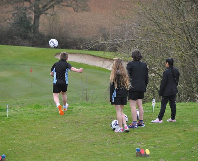 29012016 footgolf