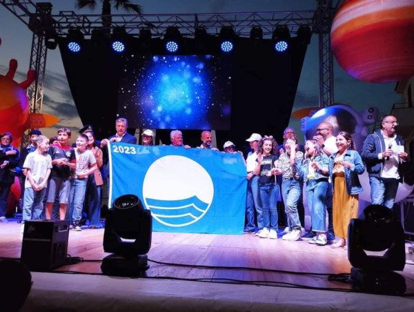 lungomare vivo la bandiera blu 2023