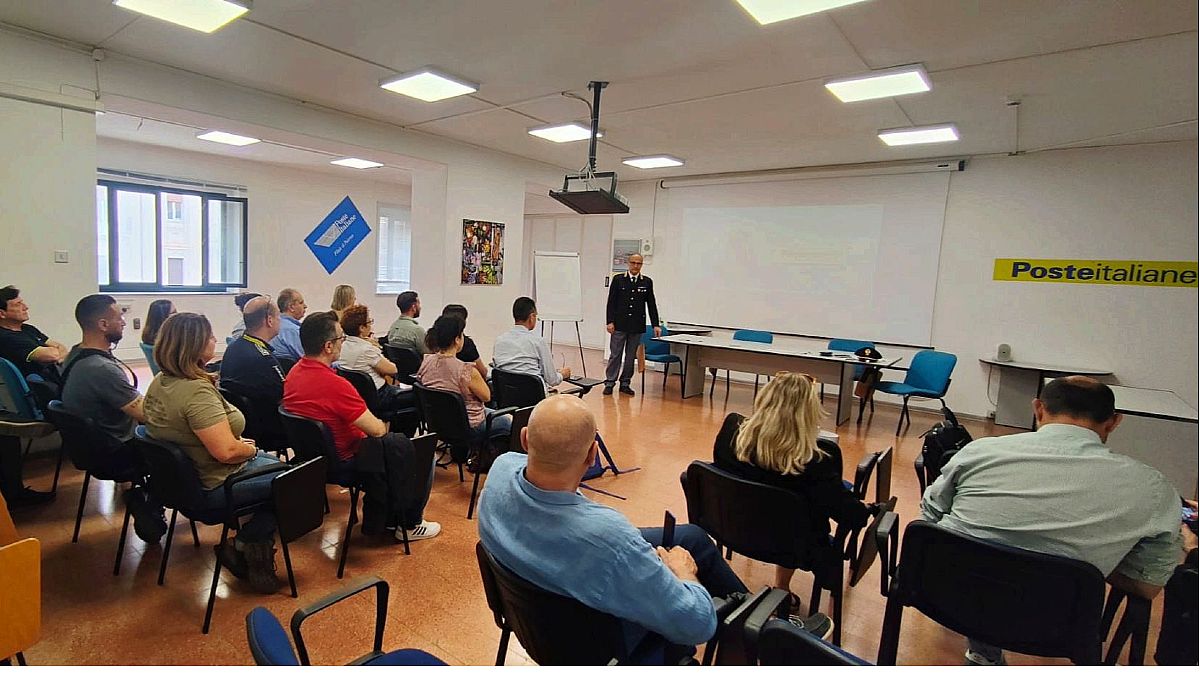 29052025 foto guida sicura poste italiane 29052025 foto guida sicura poste italiane