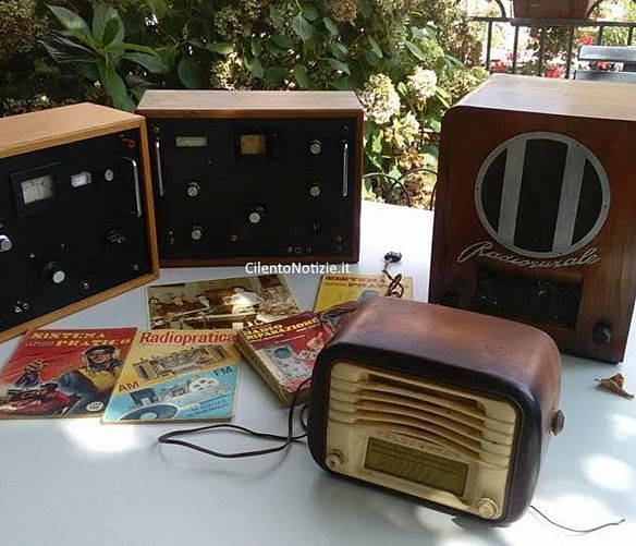 Tonino-Luppino foto - 29072016 radio di un tempo