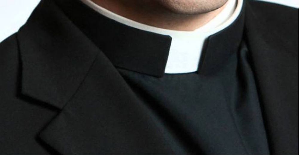 29082017 prete colletto