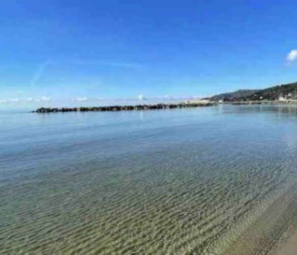 29082023 spiaggia mare casal velino