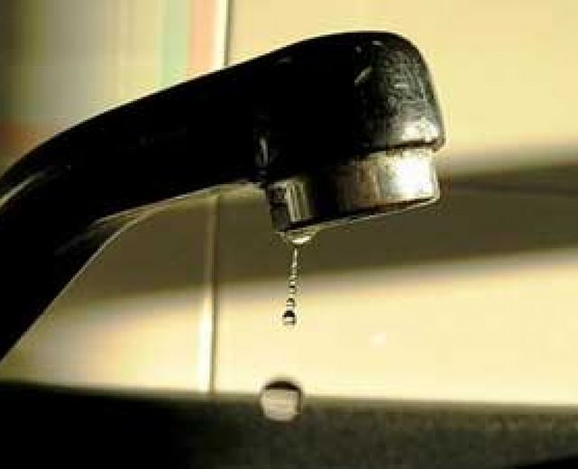 29102013 rubinetto secco manca acqua