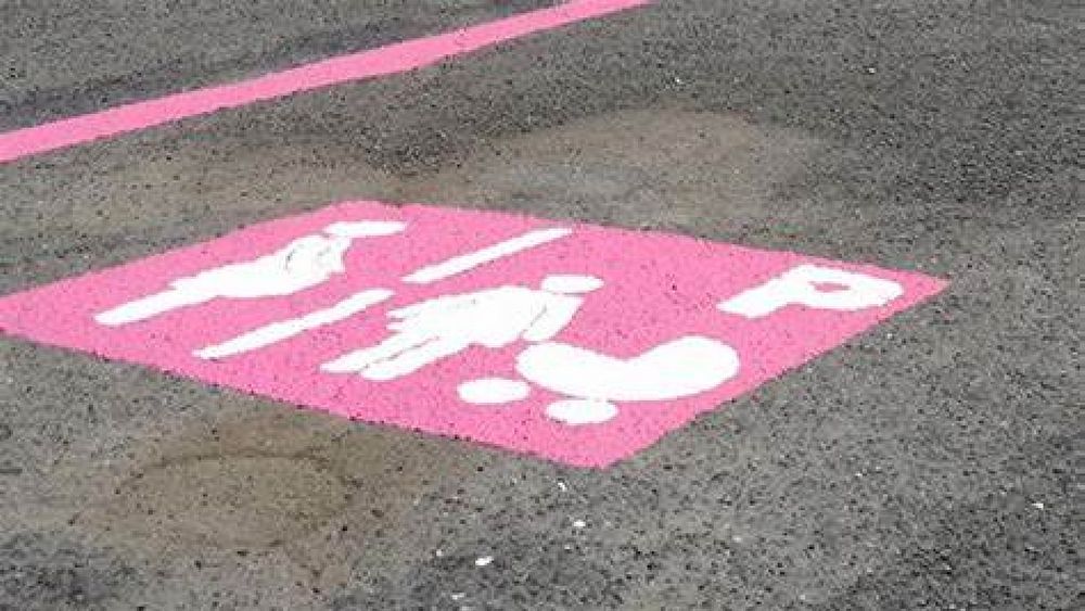 29112021 parcheggi rosa