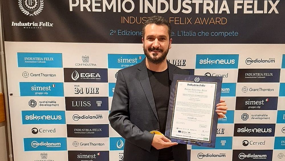 29112021 shopnow gianluca vegliante