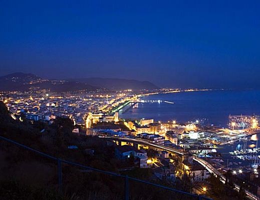 29122013 salerno di notte
